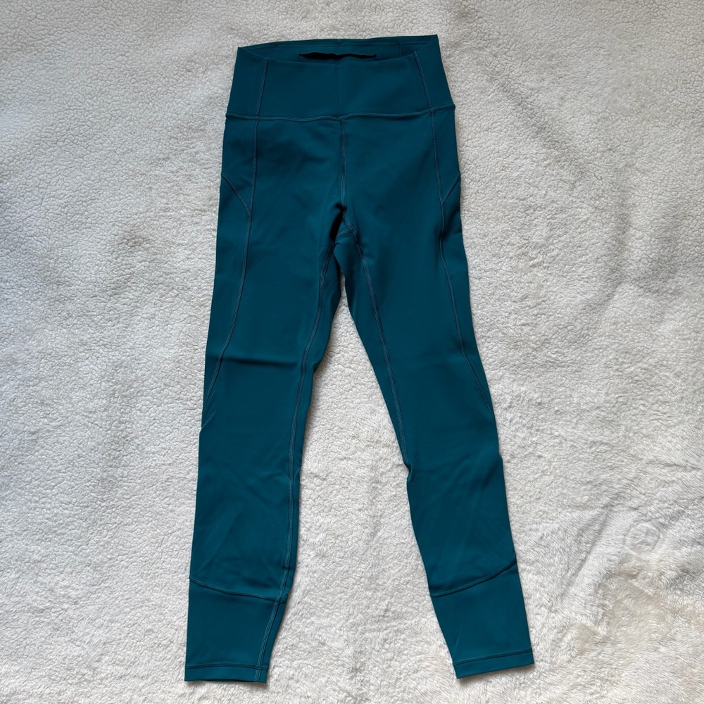 Lululemon In Movement HR Tight 25" Size 4